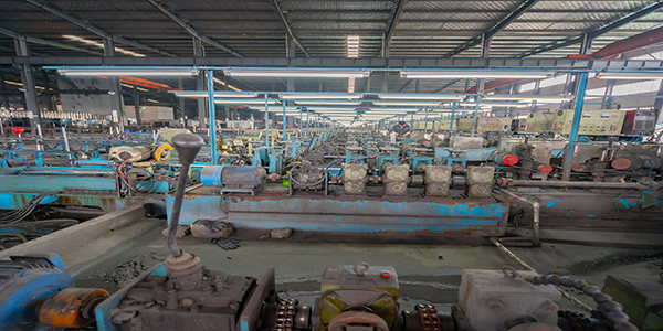 永（yǒng）堅不鏽鋼製管生產線